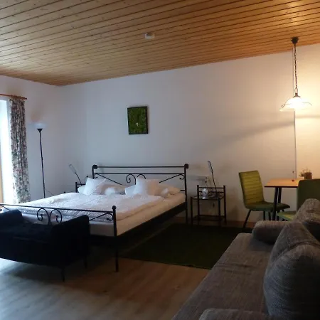 Gaestehaus Doering Pensjonat Mittenwald