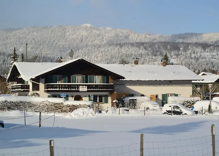Gaestehaus Doering Mittenwald